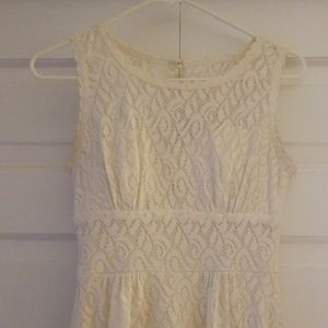 B. Darlin Short white dress (size small)